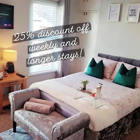 16 Stewart'S Terrace Derry City Bt48 7Lj Villa Екстериор снимка