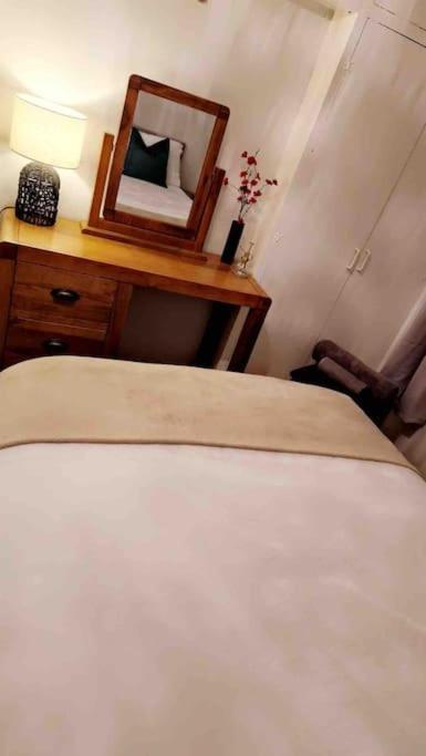 16 Stewart'S Terrace Derry City Bt48 7Lj Villa Екстериор снимка